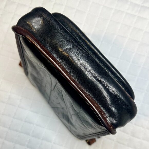 Brahmin Vintage Tuscan Black & Brown Leather Crossbody Two Tone Medallion Charm - Picture 16 of 16